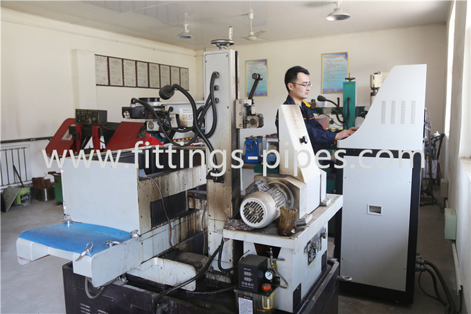 Fitting Co., Ltd.-Fabrikfertigungsstraße 2 Hebeis Hongcheng